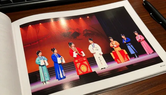 大连网站设计公司如何提升演出资讯内容吸引力?