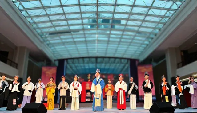 定制网站：粤剧名家演唱会的传播新路径